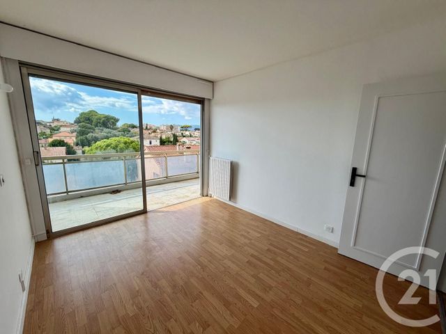 Appartement F2 &agrave; vendre - 2 pi&egrave;ces - 50,83 m2 - Le Cannet - 06 - PROVENCE-ALPES-COTE-D-AZUR
