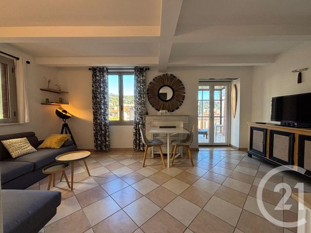 Appartement F2 &agrave; louer - 2 pi&egrave;ces - 47,47 m2 - Le Cannet - 06 - PROVENCE-ALPES-COTE-D-AZUR