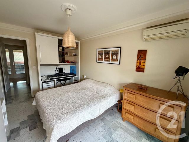 Appartement F3 &agrave; vendre - 3 pi&egrave;ces - 76,18 m2 - Le Cannet - 06 - PROVENCE-ALPES-COTE-D-AZUR