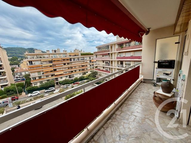 Appartement F3 &agrave; vendre - 3 pi&egrave;ces - 76,18 m2 - Le Cannet - 06 - PROVENCE-ALPES-COTE-D-AZUR