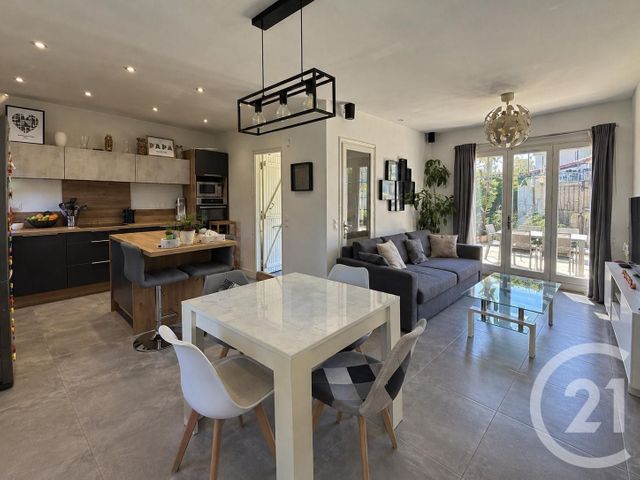 Maison &agrave; vendre - 4 pi&egrave;ces - 97,96 m2 - Le Cannet - 06 - PROVENCE-ALPES-COTE-D-AZUR