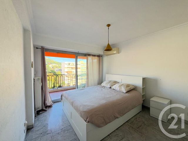 Appartement F3 &agrave; louer - 3 pi&egrave;ces - 69,48 m2 - Le Cannet - 06 - PROVENCE-ALPES-COTE-D-AZUR