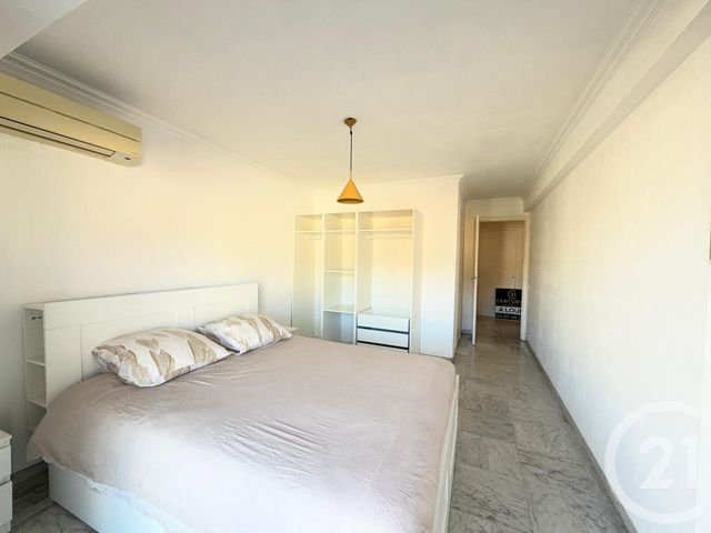 Appartement F3 &agrave; louer - 3 pi&egrave;ces - 69,48 m2 - Le Cannet - 06 - PROVENCE-ALPES-COTE-D-AZUR