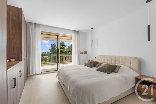 Appartement F3 &agrave; vendre - 3 pi&egrave;ces - 86,52 m2 - Le Cannet - 06 - PROVENCE-ALPES-COTE-D-AZUR