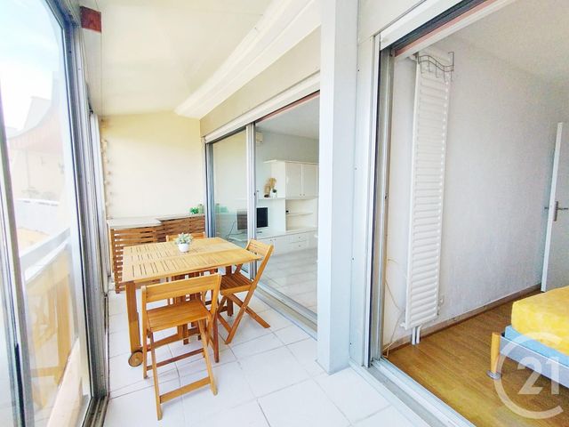Appartement F2 &agrave; louer - 2 pi&egrave;ces - 33,02 m2 - Mandelieu La Napoule - 06 - PROVENCE-ALPES-COTE-D-AZUR