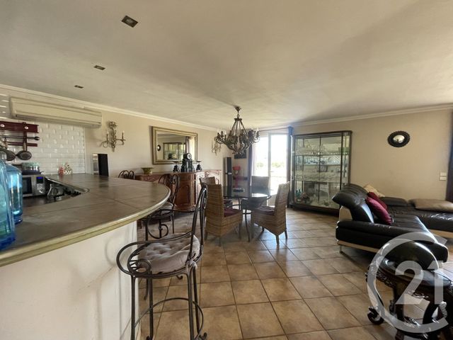 Maison à vendre - 4 pièces - 123 m2 - Cogolin - 83 - PROVENCE-ALPES-COTE-D-AZUR