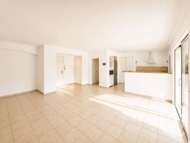 Appartement F3 &agrave; vendre - 3 pi&egrave;ces - 93,76 m2 - Cogolin - 83 - PROVENCE-ALPES-COTE-D-AZUR