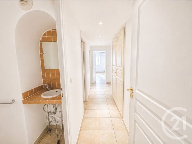 Appartement F3 &agrave; vendre - 3 pi&egrave;ces - 93,76 m2 - Cogolin - 83 - PROVENCE-ALPES-COTE-D-AZUR