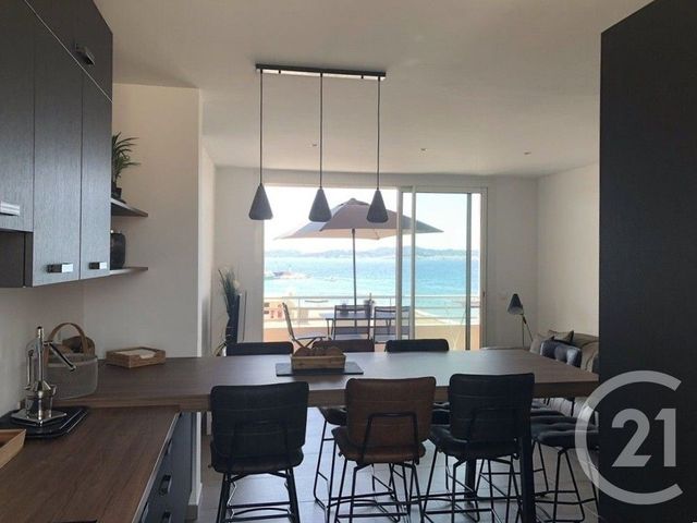 Appartement T3 à vendre - 3 pièces - 57,60 m2 - Ste Maxime - 83 - PROVENCE-ALPES-COTE-D-AZUR