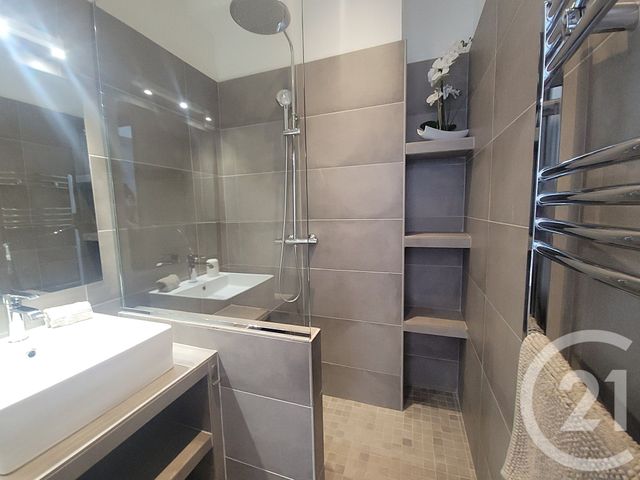 Appartement T3 à vendre - 3 pièces - 57,60 m2 - Ste Maxime - 83 - PROVENCE-ALPES-COTE-D-AZUR