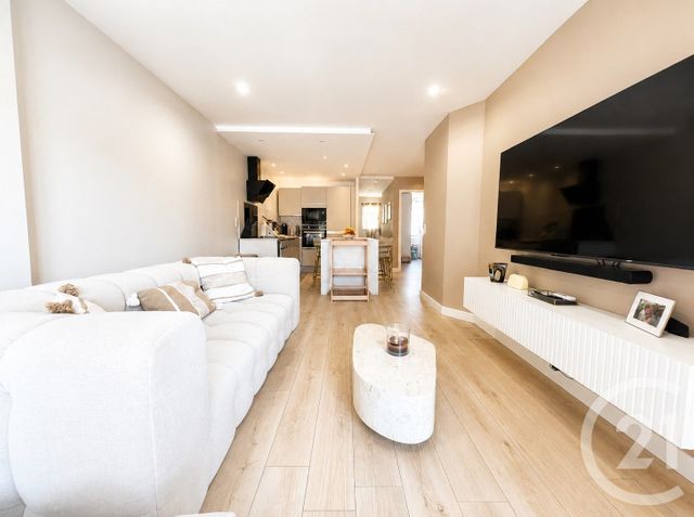 Appartement F4 &agrave; vendre - 4 pi&egrave;ces - 77 m2 - Cogolin - 83 - PROVENCE-ALPES-COTE-D-AZUR