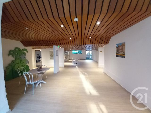 Appartement Studio &agrave; vendre - 1 pi&egrave;ce - 25 m2 - St Tropez - 83 - PROVENCE-ALPES-COTE-D-AZUR