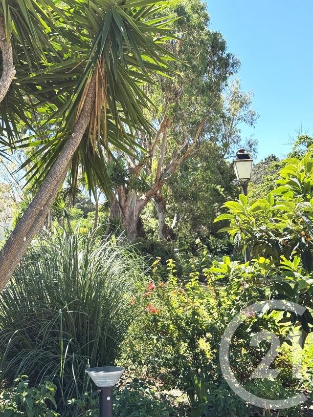 Appartement Studio &agrave; vendre - 1 pi&egrave;ce - 25 m2 - St Tropez - 83 - PROVENCE-ALPES-COTE-D-AZUR