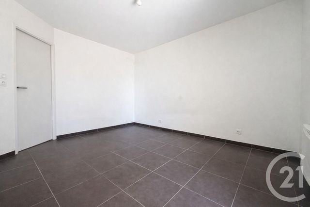 Appartement F2 &agrave; vendre - 2 pi&egrave;ces - 40,68 m2 - Cogolin - 83 - PROVENCE-ALPES-COTE-D-AZUR