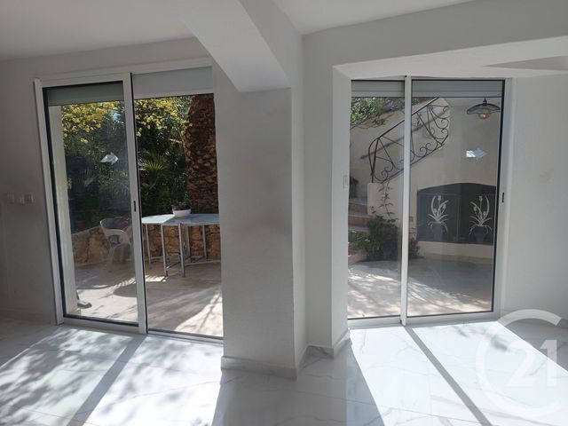 Maison à vendre - 8 pièces - 237 m2 - Ste Maxime - 83 - PROVENCE-ALPES-COTE-D-AZUR