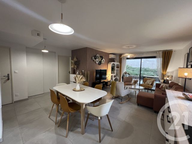 Appartement F3 &agrave; vendre - 3 pi&egrave;ces - 71,04 m2 - Cogolin - 83 - PROVENCE-ALPES-COTE-D-AZUR