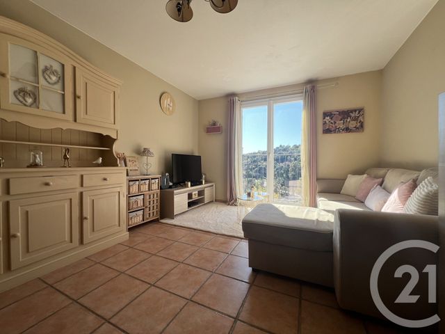 appartement - GRIMAUD - 83