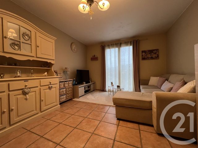 Appartement F4 &agrave; vendre - 4 pi&egrave;ces - 82 m2 - Grimaud - 83 - PROVENCE-ALPES-COTE-D-AZUR