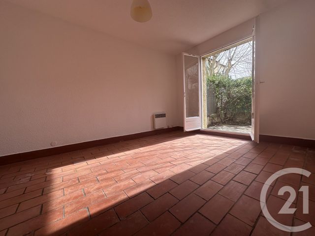 Appartement Studio &agrave; vendre - 1 pi&egrave;ce - 27,01 m2 - Cogolin - 83 - PROVENCE-ALPES-COTE-D-AZUR