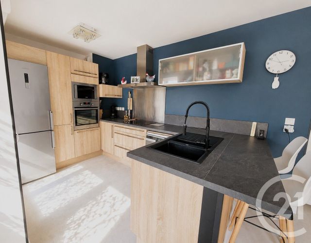 Appartement T3 &agrave; vendre - 3 pi&egrave;ces - 64,20 m2 - La Croix Valmer - 83 - PROVENCE-ALPES-COTE-D-AZUR