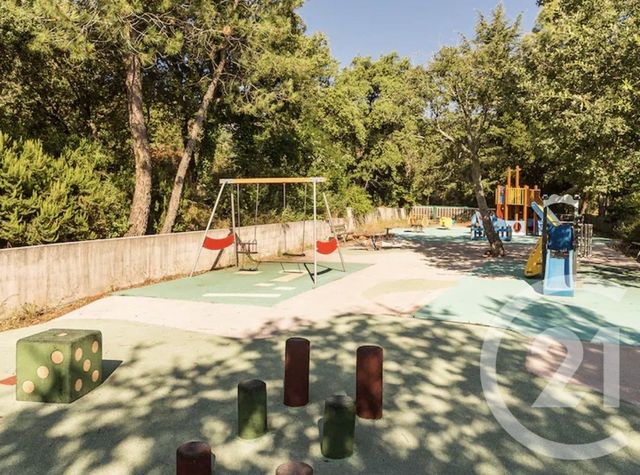 Appartement T2 &agrave; vendre - 2 pi&egrave;ces - 29 m2 - Grimaud - 83 - PROVENCE-ALPES-COTE-D-AZUR