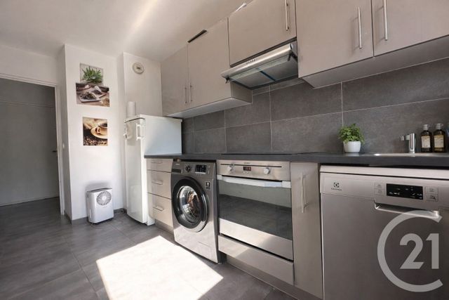 Appartement T2 &agrave; vendre - 2 pi&egrave;ces - 48,71 m2 - Cogolin - 83 - PROVENCE-ALPES-COTE-D-AZUR