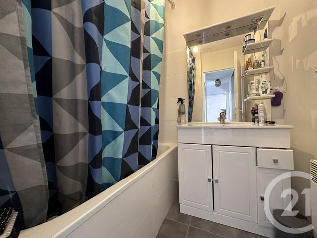 Appartement T2 &agrave; vendre - 2 pi&egrave;ces - 48,71 m2 - Cogolin - 83 - PROVENCE-ALPES-COTE-D-AZUR