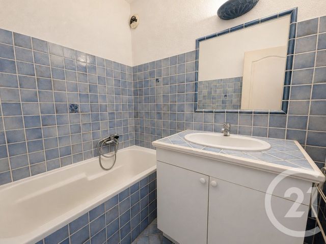 Appartement T2 &agrave; vendre - 2 pi&egrave;ces - 45,40 m2 - Cogolin - 83 - PROVENCE-ALPES-COTE-D-AZUR