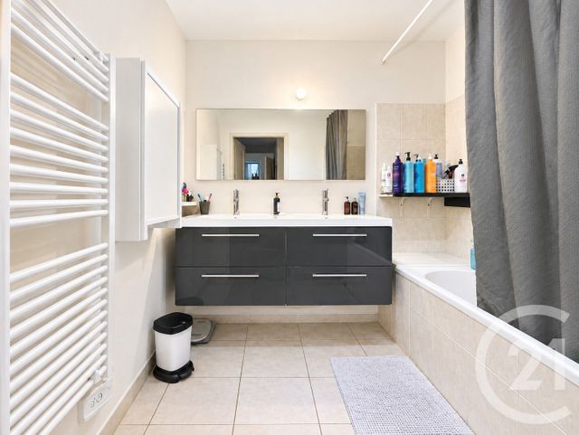 Appartement F3 &agrave; vendre - 3 pi&egrave;ces - 60,55 m2 - Cogolin - 83 - PROVENCE-ALPES-COTE-D-AZUR