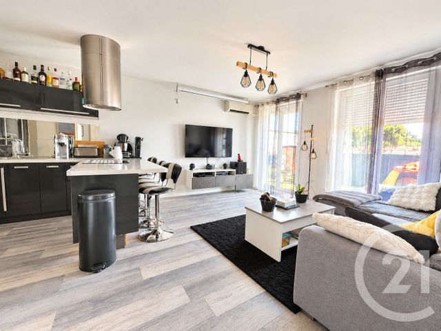 Appartement F3 &agrave; vendre - 3 pi&egrave;ces - 60,55 m2 - Cogolin - 83 - PROVENCE-ALPES-COTE-D-AZUR