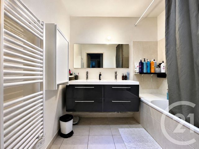 Appartement F3 &agrave; vendre - 3 pi&egrave;ces - 60,55 m2 - Cogolin - 83 - PROVENCE-ALPES-COTE-D-AZUR
