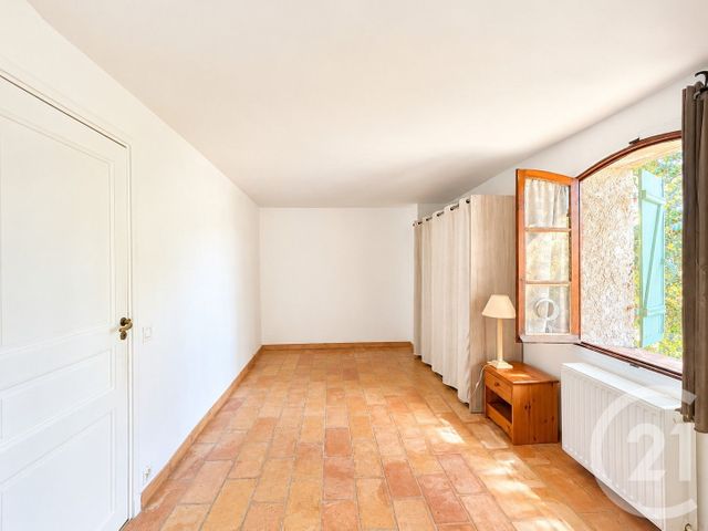 Maison &agrave; vendre - 5 pi&egrave;ces - 170,43 m2 - La Mole - 83 - PROVENCE-ALPES-COTE-D-AZUR