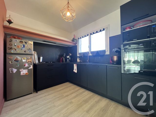 Appartement F4 &agrave; vendre - 4 pi&egrave;ces - 72,35 m2 - Cogolin - 83 - PROVENCE-ALPES-COTE-D-AZUR
