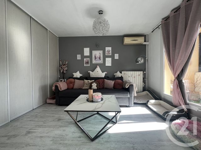 Appartement F4 &agrave; vendre - 4 pi&egrave;ces - 72,35 m2 - Cogolin - 83 - PROVENCE-ALPES-COTE-D-AZUR