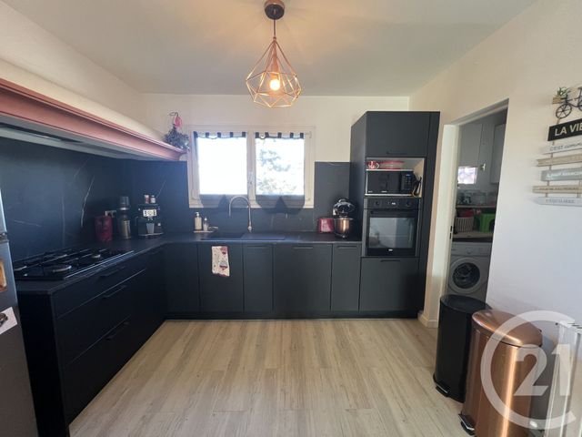 Appartement F4 &agrave; vendre - 4 pi&egrave;ces - 72,35 m2 - Cogolin - 83 - PROVENCE-ALPES-COTE-D-AZUR