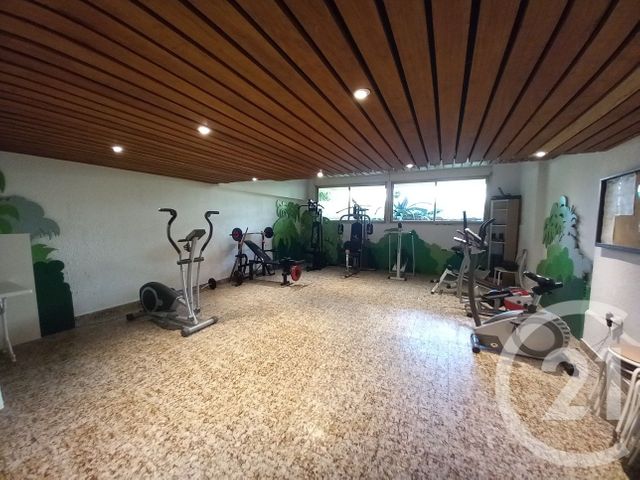 Appartement Studio &agrave; vendre - 1 pi&egrave;ce - 25 m2 - St Tropez - 83 - PROVENCE-ALPES-COTE-D-AZUR