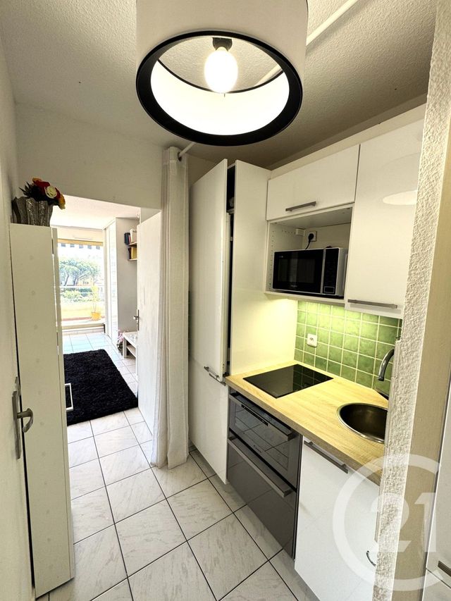 Appartement Studio &agrave; vendre - 1 pi&egrave;ce - 25 m2 - St Tropez - 83 - PROVENCE-ALPES-COTE-D-AZUR