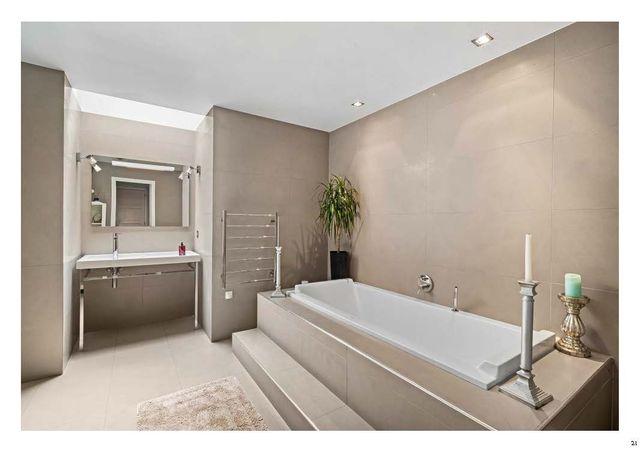 Maison à vendre - 7 pièces - 370 m2 - Ramatuelle - 83 - PROVENCE-ALPES-COTE-D-AZUR