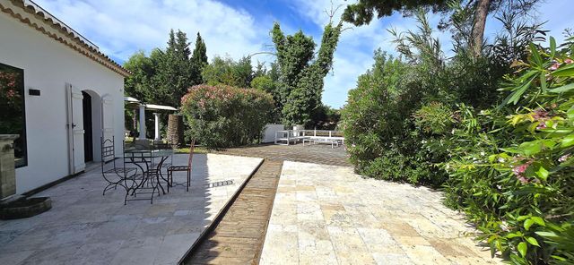 Maison à vendre - 6 pièces - 165 m2 - Gassin - 83 - PROVENCE-ALPES-COTE-D-AZUR