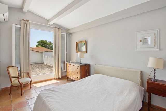 Maison à vendre - 5 pièces - 157 m2 - Gassin - 83 - PROVENCE-ALPES-COTE-D-AZUR