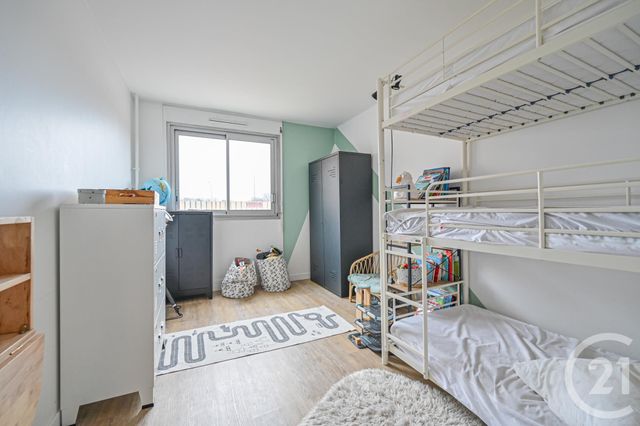 Appartement a louer clichy - 5 pièce(s) - 105.6 m2 - Surfyn