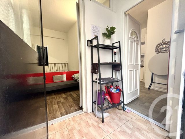 Appartement Studio double cabine à vendre - 2 pièces - 40,60 m2 - Clichy - 92 - ILE-DE-FRANCE