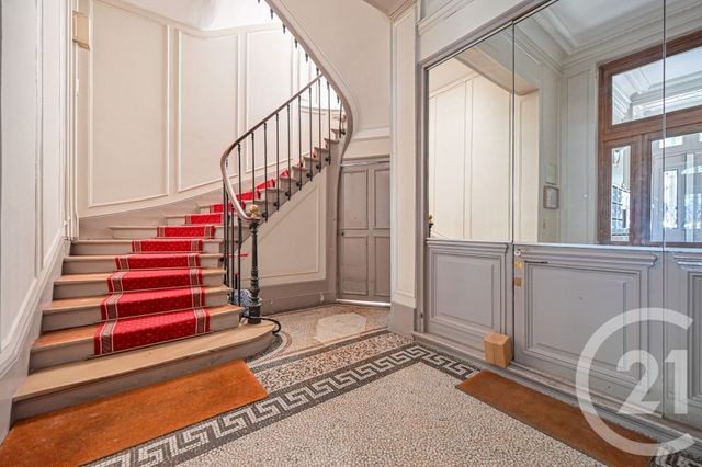 Appartement F3 à vendre - 3 pièces - 69,10 m2 - Paris - 75018 - ILE-DE-FRANCE