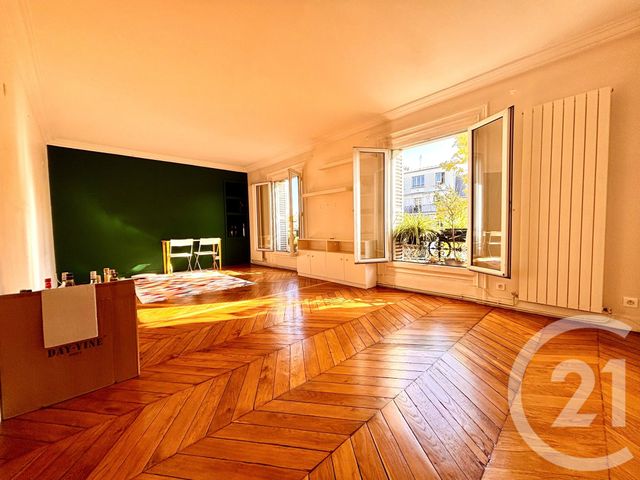 Appartement F3 à vendre - 3 pièces - 65,46 m2 - Paris - 75018 - ILE-DE-FRANCE