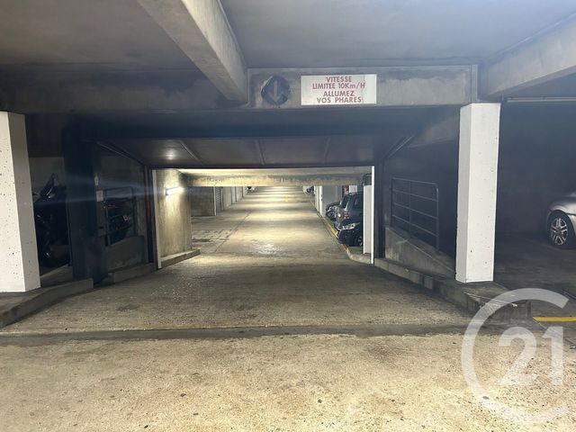 Parking &agrave; vendre - 12 m2 - Clichy - 92 - ILE-DE-FRANCE