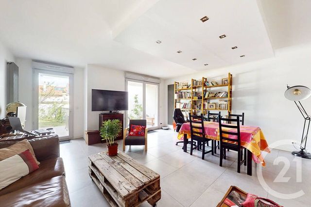 Appartement F3 &agrave; vendre - 3 pi&egrave;ces - 74,01 m2 - Ivry Sur Seine - 94 - ILE-DE-FRANCE