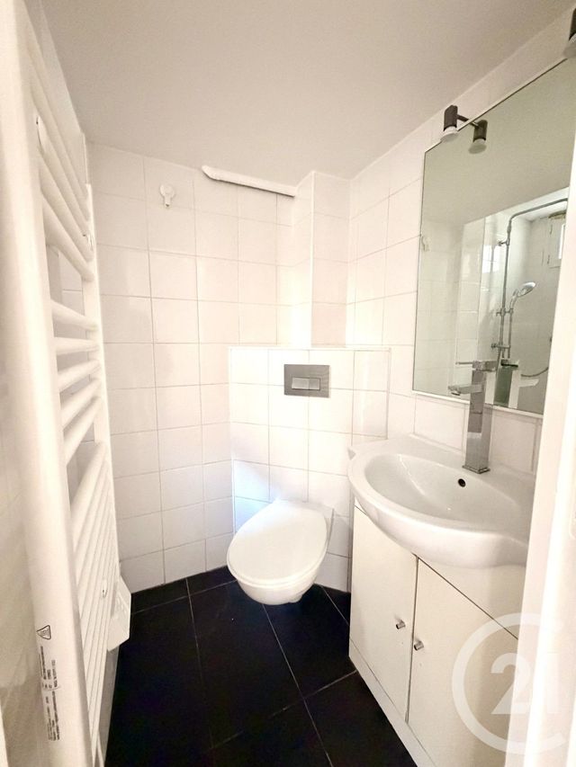 Appartement F1 &agrave; vendre - 1 pi&egrave;ce - 13,90 m2 - Paris - 75018 - ILE-DE-FRANCE