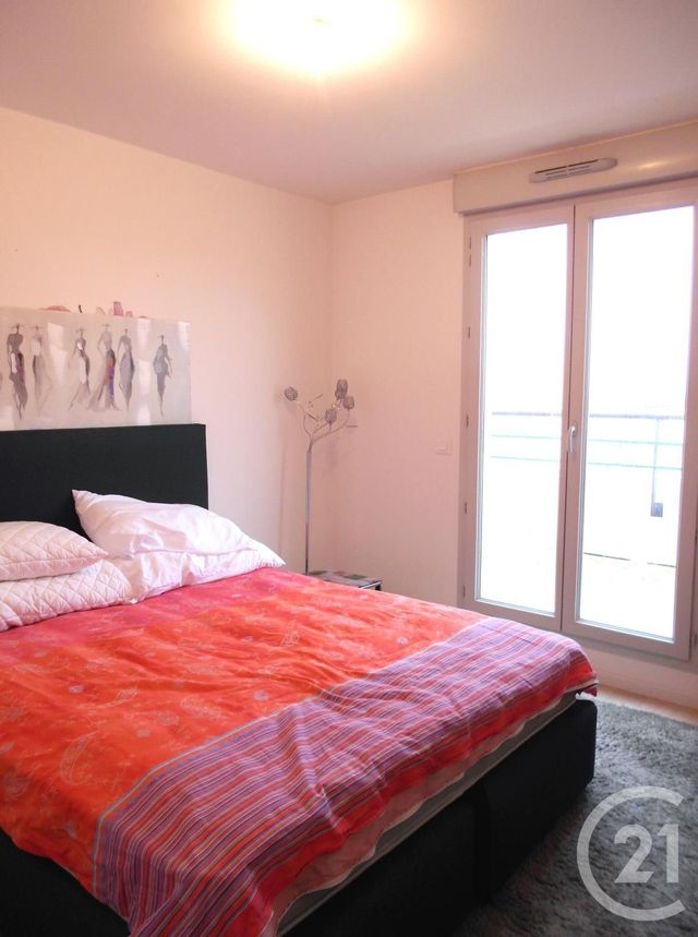 Appartement F4 à vendre - 4 pièces - 87,31 m2 - Ferney Voltaire - 01 - RHONE-ALPES