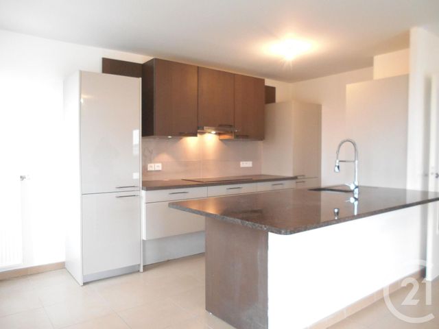Appartement F4 à vendre - 4 pièces - 87,31 m2 - Ferney Voltaire - 01 - RHONE-ALPES