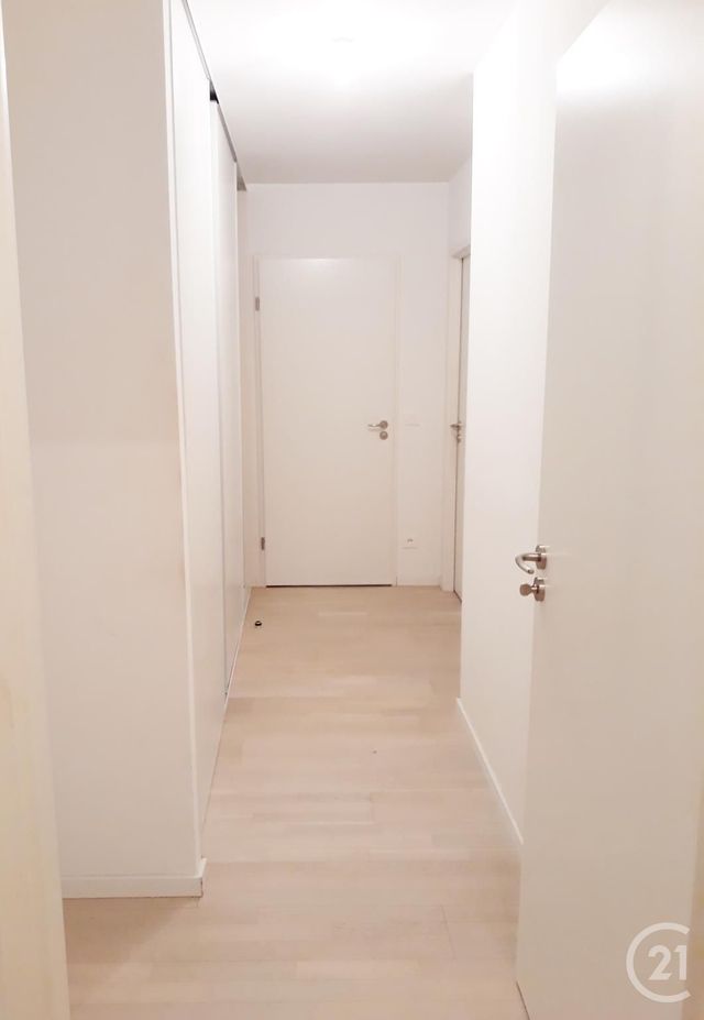 Appartement F4 à vendre - 4 pièces - 87,31 m2 - Ferney Voltaire - 01 - RHONE-ALPES